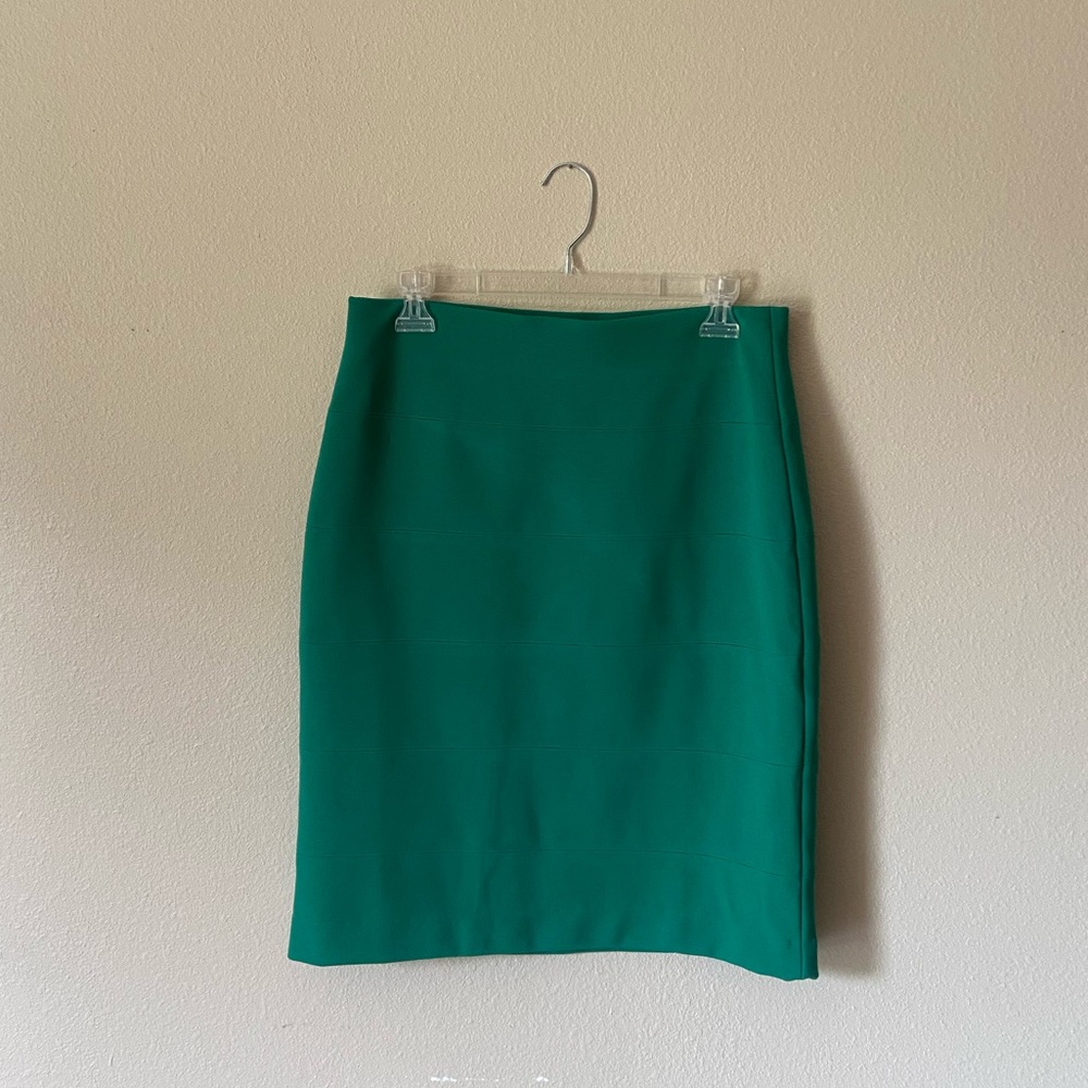 Alfani Women’s Midi Skirt Green size S